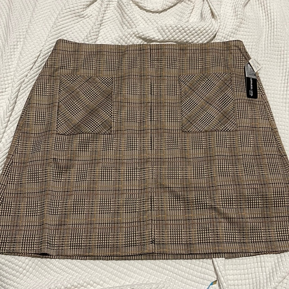 NWT- SOHO Apparel - 2X. Plaid Skirt